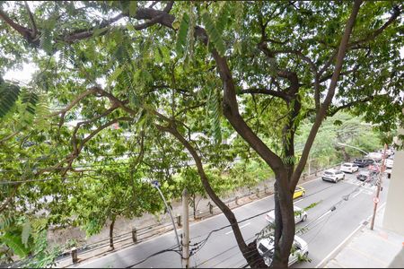 Apartamento para alugar com 110m², 3 quartos e 1 vagaSala
