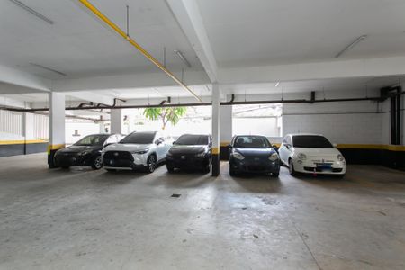 Apartamento à venda com 47m², 2 quartos e 1 vagaÁrea comum - Garagem 