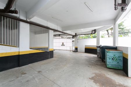 Apartamento à venda com 47m², 2 quartos e 1 vagaÁrea comum - Garagem 