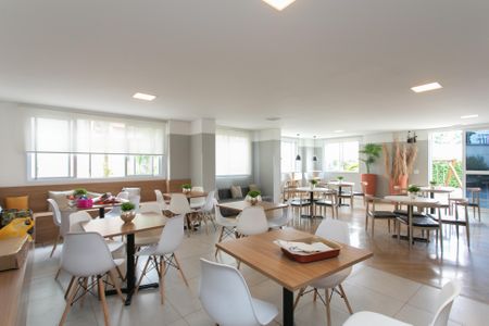 Apartamento à venda com 47m², 2 quartos e 1 vagaÁrea comum - Salão de festas