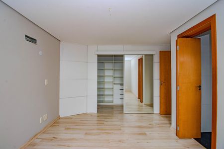 Apartamento para alugar com 170m², 3 quartos e 2 vagasSuíte