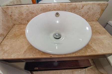 Apartamento para alugar com 170m², 3 quartos e 2 vagasLavabo