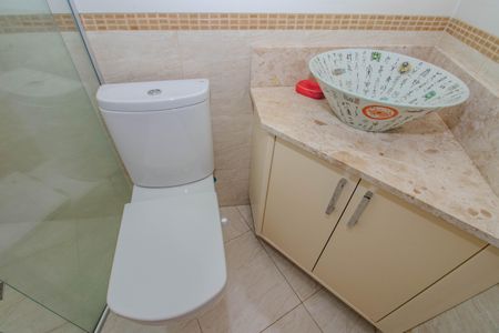 Apartamento para alugar com 170m², 3 quartos e 2 vagasBanheiro Social