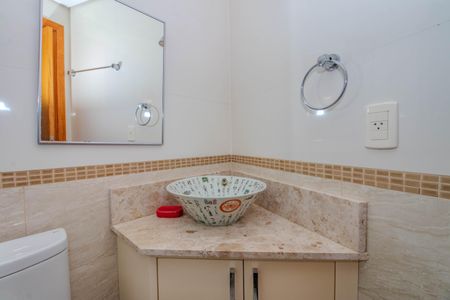 Apartamento para alugar com 170m², 3 quartos e 2 vagasBanheiro Social