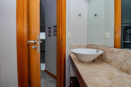 Apartamento para alugar com 170m², 3 quartos e 2 vagasLavabo