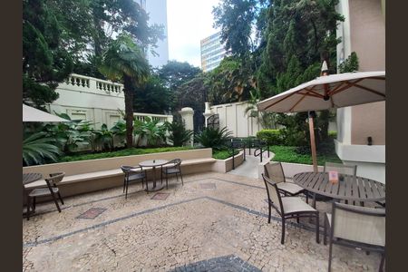 Studio à venda com 28m², 1 quarto e 1 vaga Studio à venda com 28m², 1 quarto e 1 vagaEntrada