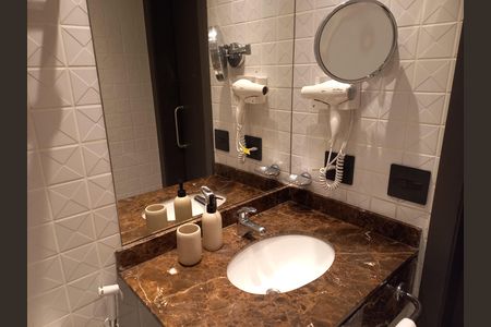 Studio à venda com 28m², 1 quarto e 1 vaga