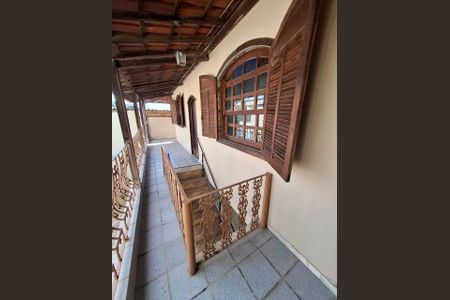 Casa à venda com 410m², 3 quartos e 6 vagasFoto 04
