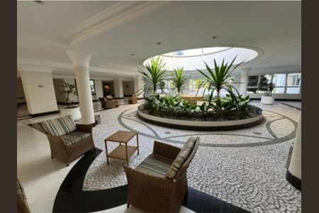 Apartamento à venda com 101m², 3 quartos e 2 vagasFoto 01