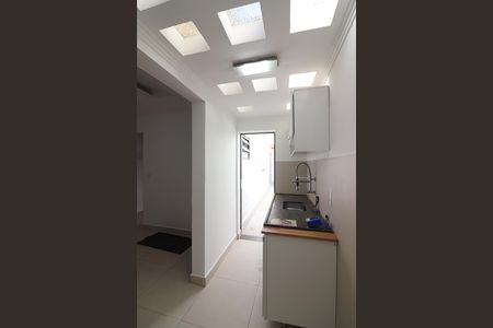 Casa à venda com 91m², 2 quartos e 2 vagasCozinha 