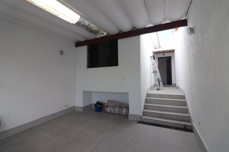Casa à venda com 91m², 2 quartos e 2 vagasGaragem