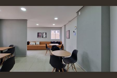 Apartamento para alugar com 37m², 2 quartos e 1 vagaÁrea comum - Salão de festas