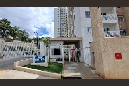Apartamento para alugar com 37m², 2 quartos e 1 vagaFachada