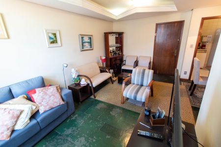 SALA de apartamento para alugar com 3 quartos, 120m² em Cambuí, Campinas