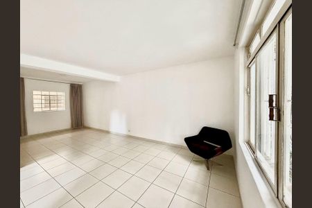Casa à venda com 170m², 4 quartos e 3 vagas