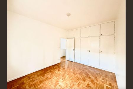 Casa à venda com 4 quartos, 170m² em Vila Santa Catarina, São Paulo