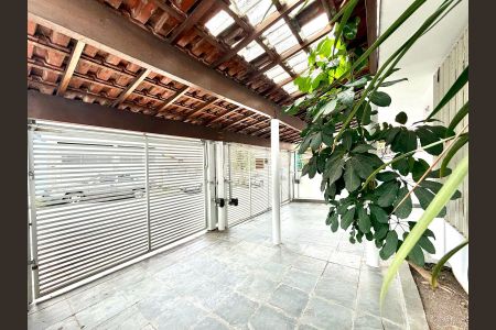 Casa à venda com 170m², 4 quartos e 3 vagas