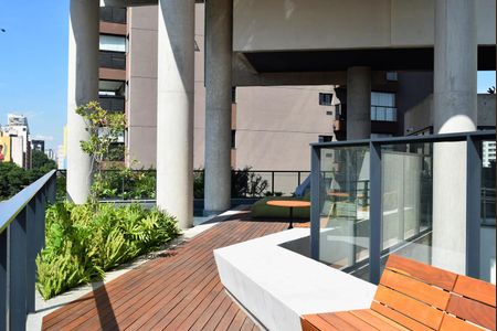 Apartamento para alugar com 67m², 2 quartos e 1 vagaPiscina