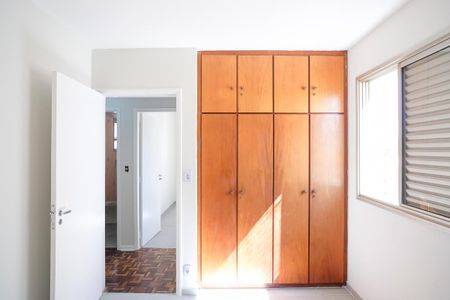 Apartamento para alugar com 71m², 2 quartos e 1 vagaQuarto 1