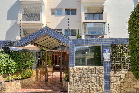 Apartamento para alugar com 71m², 2 quartos e 1 vagaFachada + plaquinha