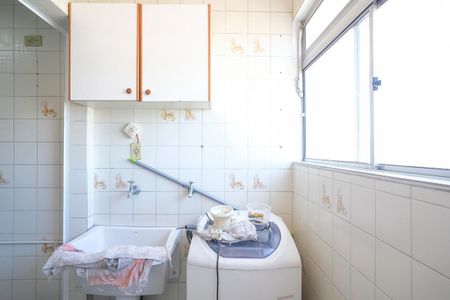 Apartamento para alugar com 71m², 2 quartos e 1 vagaÁrea de serviço