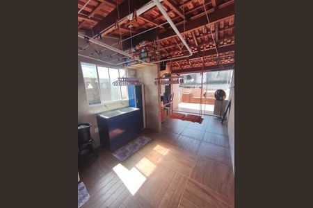 Casa à venda com 140m², 2 quartos e 1 vagaÁrea de serviço