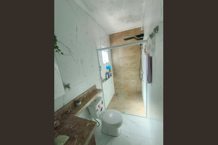 Casa à venda com 140m², 2 quartos e 1 vagaBanheiro