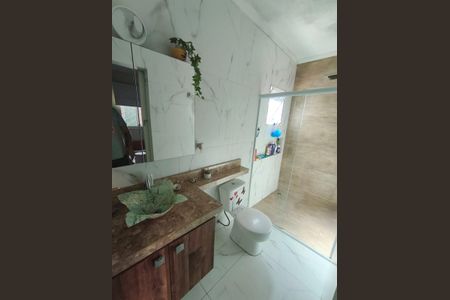 Casa à venda com 140m², 2 quartos e 1 vagaBanheiro