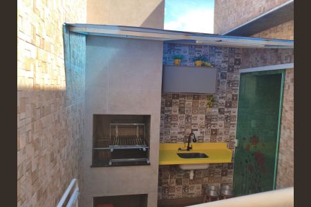 Casa à venda com 140m², 2 quartos e 1 vagachurrasqueira