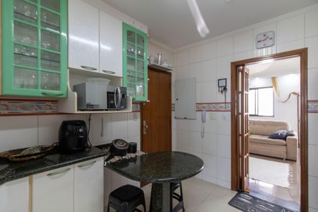 Apartamento para alugar com 90m², 3 quartos e 2 vagasCozinha