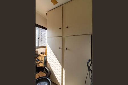 Apartamento para alugar com 90m², 3 quartos e 2 vagasQuarto de Serviço 