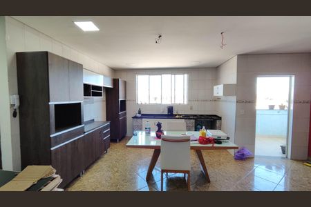 Casa para alugar com 100m², 3 quartos e 1 vagaCozinha e Sala de jantar