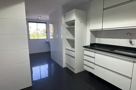 Apartamento para alugar com 121m², 3 quartos e 1 vagaCozinha