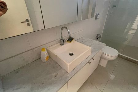 Apartamento para alugar com 121m², 3 quartos e 1 vagaBanheiro