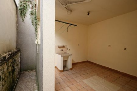 Casa à venda com 200m², 4 quartos e 1 vaga Casa à venda com 200m², 4 quartos e 1 vagaÁrea de Serviço