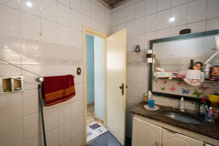 Casa à venda com 200m², 4 quartos e 1 vaga Casa à venda com 200m², 4 quartos e 1 vagaBanheiro casa 2