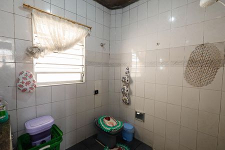 Casa à venda com 200m², 4 quartos e 1 vaga Casa à venda com 200m², 4 quartos e 1 vagaBanheiro casa 2