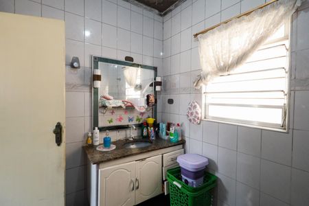 Casa à venda com 200m², 4 quartos e 1 vaga Casa à venda com 200m², 4 quartos e 1 vagaBanheiro casa 2