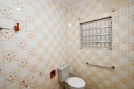 Casa à venda com 200m², 4 quartos e 1 vaga Casa à venda com 200m², 4 quartos e 1 vagaBanheiro casa 1