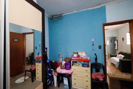 Casa à venda com 200m², 4 quartos e 1 vaga Casa à venda com 200m², 4 quartos e 1 vagaQuarto 1