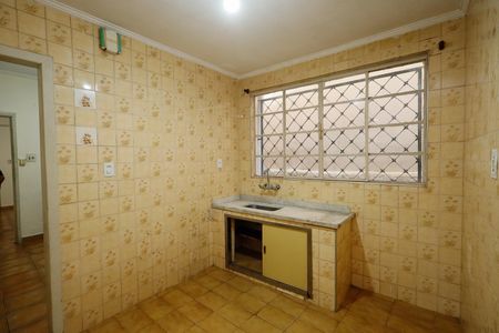 Casa à venda com 200m², 4 quartos e 1 vaga Casa à venda com 200m², 4 quartos e 1 vagaCozinha casa 1
