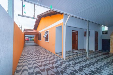 Casa à venda com 110m², 3 quartos e 2 vagasÁrea externa