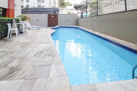 Apartamento à venda com 82m², 3 quartos e 2 vagasPiscina