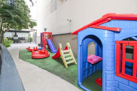 Apartamento à venda com 82m², 3 quartos e 2 vagasPlayground