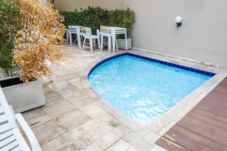 Apartamento à venda com 82m², 3 quartos e 2 vagasPiscina