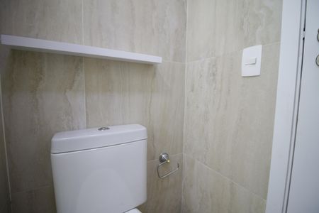 Apartamento à venda com 98m², 3 quartos e 2 vagasBanheiro da Suíte canadense 1 e 2 