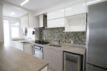 Apartamento à venda com 98m², 3 quartos e 2 vagasCozinha