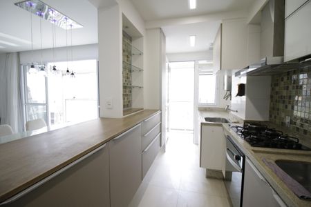 Apartamento à venda com 98m², 3 quartos e 2 vagasCozinha