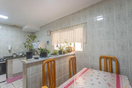 Apartamento à venda com 100m², 2 quartos e 1 vagaCopa / cozinha 