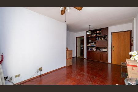 Apartamento para alugar com 72m², 2 quartos e 1 vagaSala